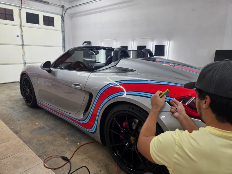 Installing custom graphics